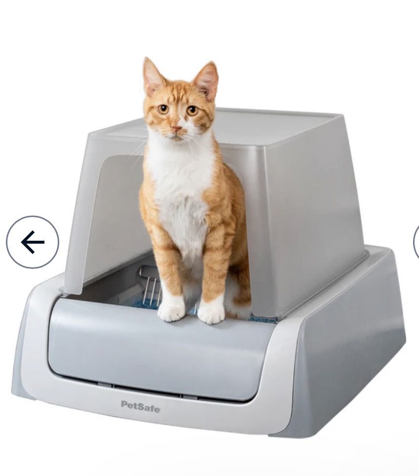 Automatic Self-Cleaning Cat Litter Box – Great Condition