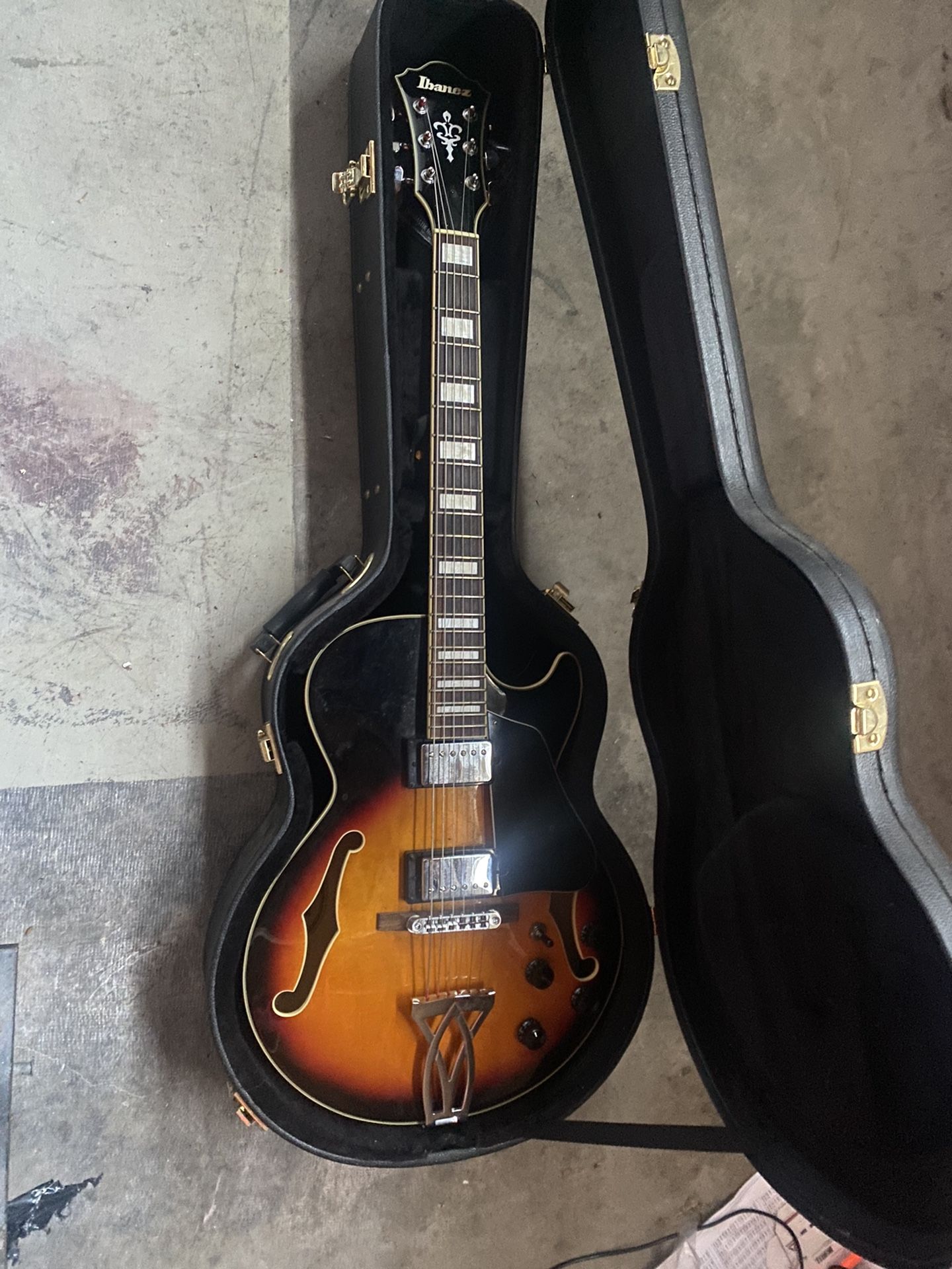 Ibanez Artcore AF75 Electric Guitar