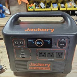 Jackery 1500 Power Station 