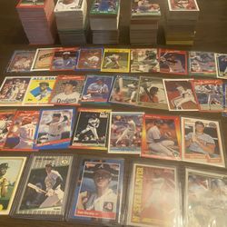 Sports Cards Lot, >1000 Baseball, Basketball, Football Cards