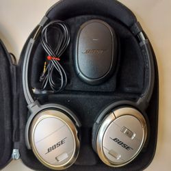 Wired Bose QuietComfort 3 Acoustic Noise Cancelling Headphones
