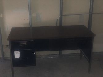 2 drawer Desk