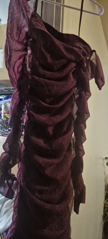 Burgundy Ladys Dress Perfect For Valetines Day
