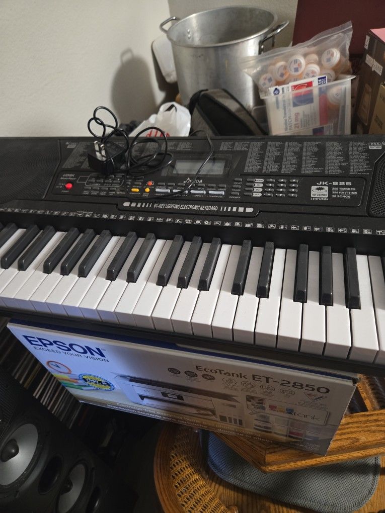 Electronic KEYBOARD
