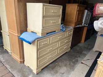 Dixie bamboo dresser and night stand
