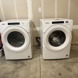 Like New Whirlpool Washer & Dryer