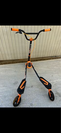 Y-Fliker C5 Carver Kids/Adult  Scooter