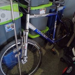 TREK Bontrager Road Bike - Moving Sale 