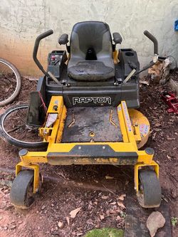 Hustler Raptor X 42” Zero Turn Mower