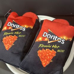 🆕Ground Up Doritos Men’s 3D Crunh Slippers
