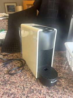 Breville Nespresso Essenza  Mini
