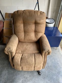 Recliner chair
