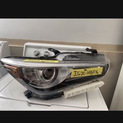 Q50 PASSENGER HEADLIGHT