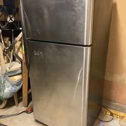Refrigerator For Sale