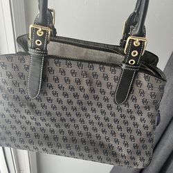 DOONEY BOURKE PURSE