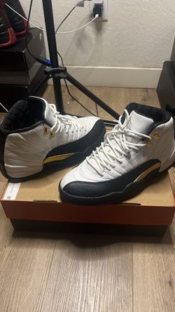 Jordan 12 size 8.5
