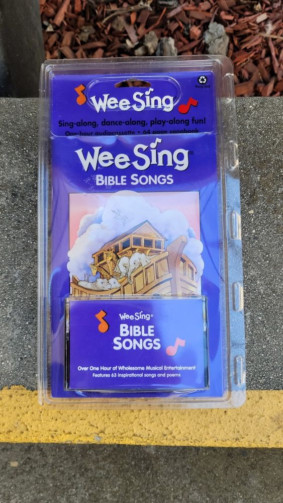 Wee Sing Bible Songs Cassette Tape With 63 Songs and 64 Page Lyric Book - NEW