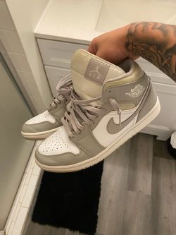 Jordan 1 Mid