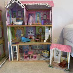 Costco on sale barbie dreamhouse