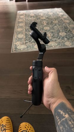 hohem iSteady X3 Extendable 3-Axis Smartphone Gimbal Stabilizer Foldabble Phone Vlog Gimbal Smart Tracking Built-in Battery with Magnetic LED Fill Lig