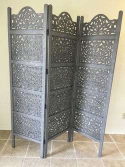 Tri-fold Wooden Room Divider. 