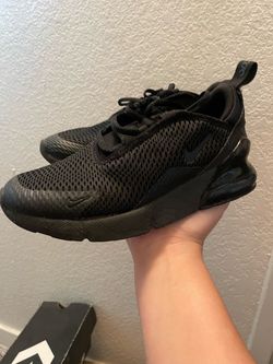 Boys Nikes size 2y