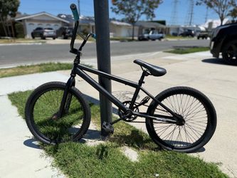 Mongoose 20” BMX