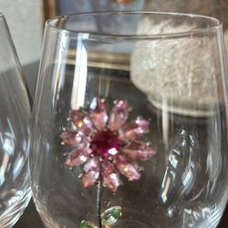 Set of 2 wine glasses