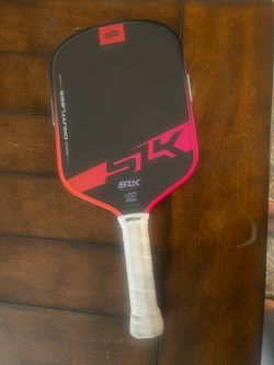 Selkirk SLK Dauntless Pickleball paddle