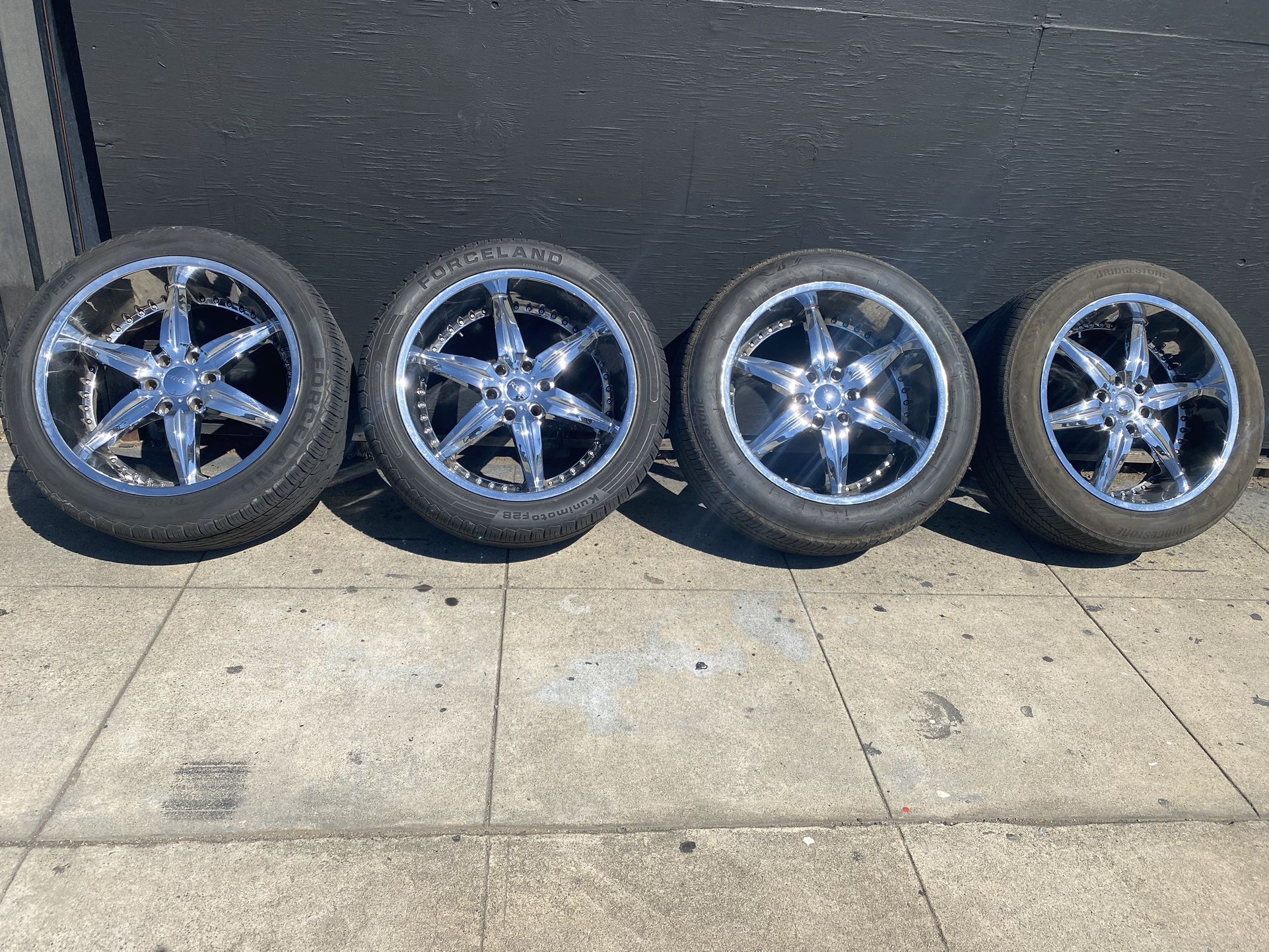 Set 22” Chrome Foose Wheels 6x5.5 W 22” Tires, 50%, Fits Most GM Trucks And SUVz, Chevy Silverado Tahoe Suburban Avalanche, Sell All 4 $695.00 Cash