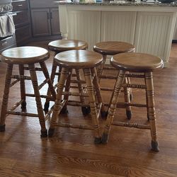 Oak bar stools, 5