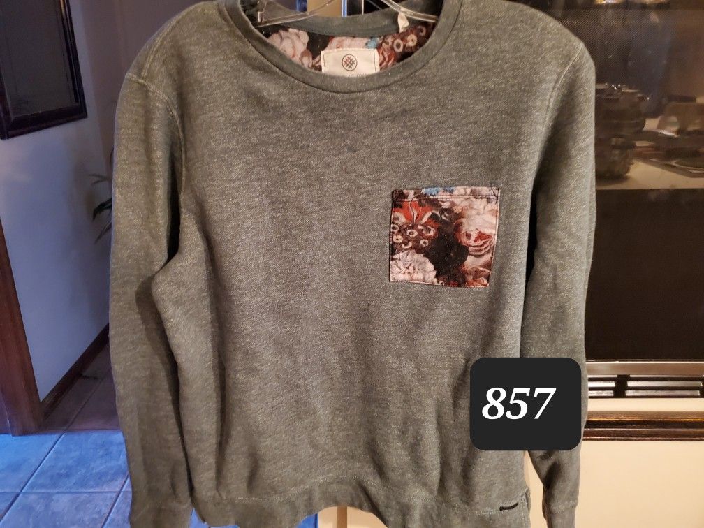 Green Long Sleeve Shirt With Patch