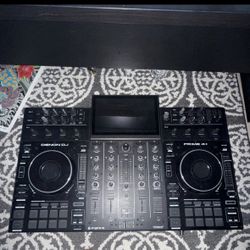 Denon Dj Prime4 plus 