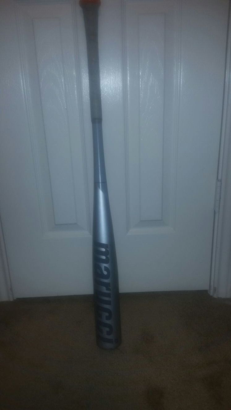 Marucci Elite Baseball Bat