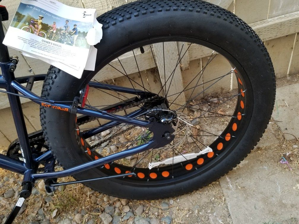 Triax fracture fat clearance tire bike