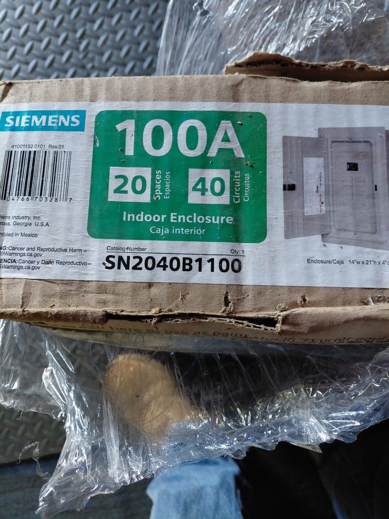 SIEMENS 100AMP/20SPACES ELECTRICAL PNL