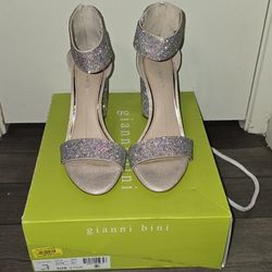 Women's Dress Heels Size - 7.5