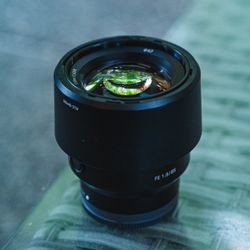 Sony FE 1.8 85mm
