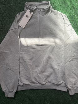 Alo Yoga Quarter-Zip Sweatshirt