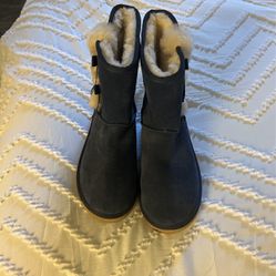 UGG Boots (Navy)