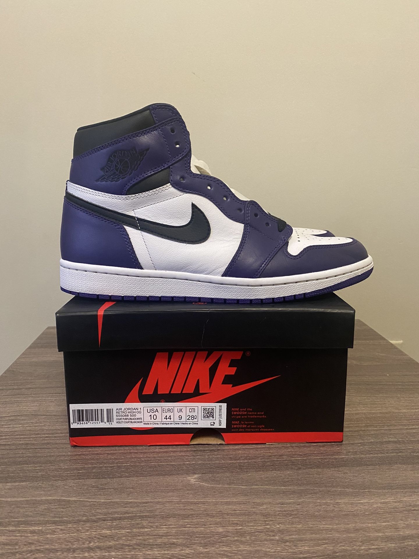 Nike Air Jordan 1 Retro High OG Court Purple Black White 555088-500 Size 10