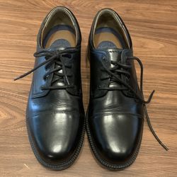 Black dockers size 11