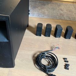 Bose acoustimass 10 series with 5 jewel speakers 