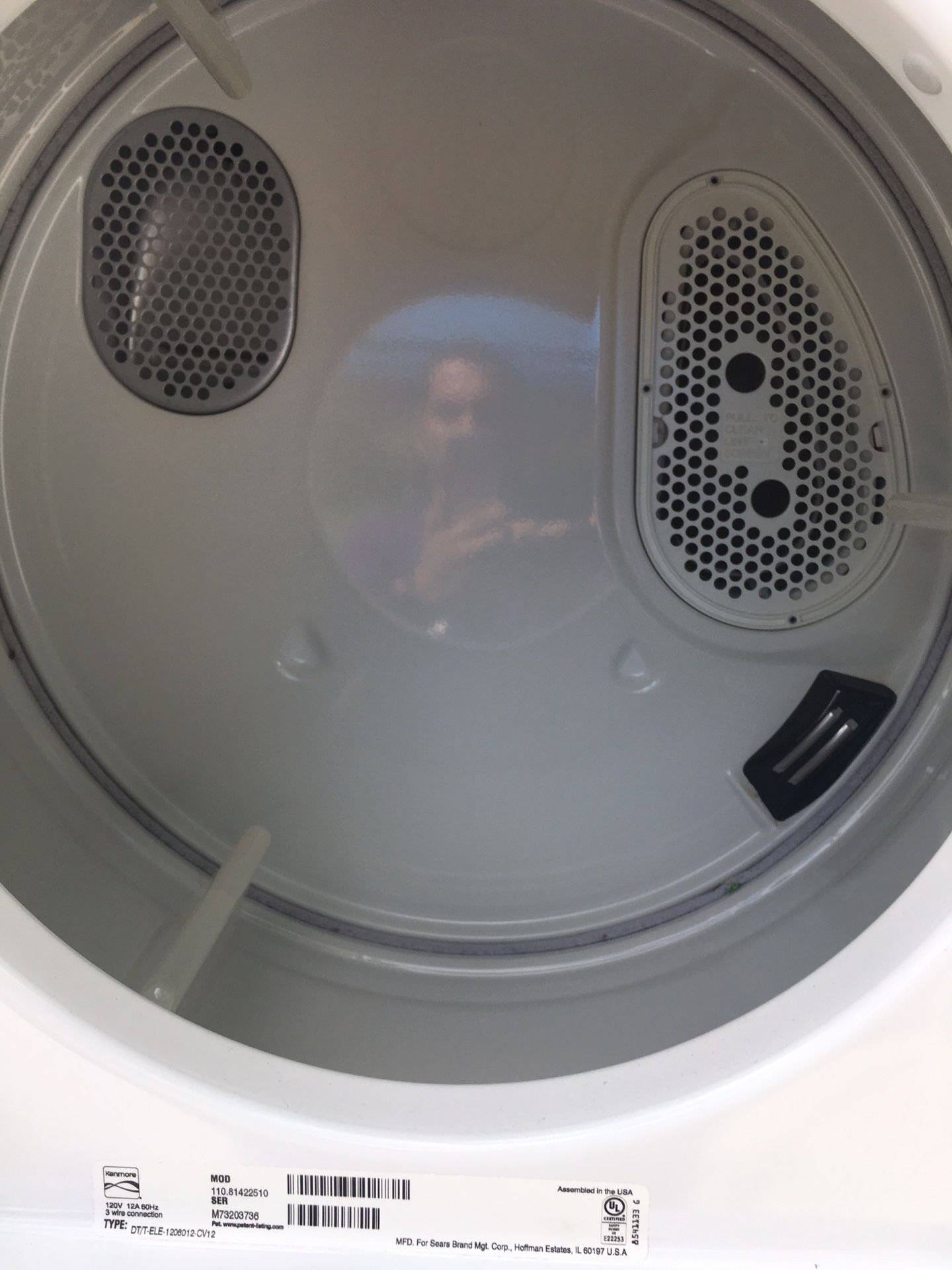 Kenmore 24 inch washer dryer combo use only 110 Volt for Sale in Azalea