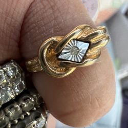 Genuine diamond 14k Electroplate Ring Size 6 $21