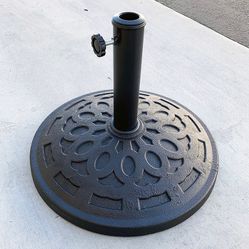 $30 (New in box) Patio umbrella base 19” round stand outdoor garden market, weight 30lbs