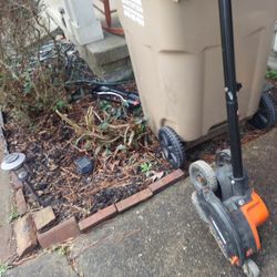 Black And  Decker  Edger