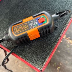 BLACK+DECKER BM3B Battery Maintainer/Trickle Charger