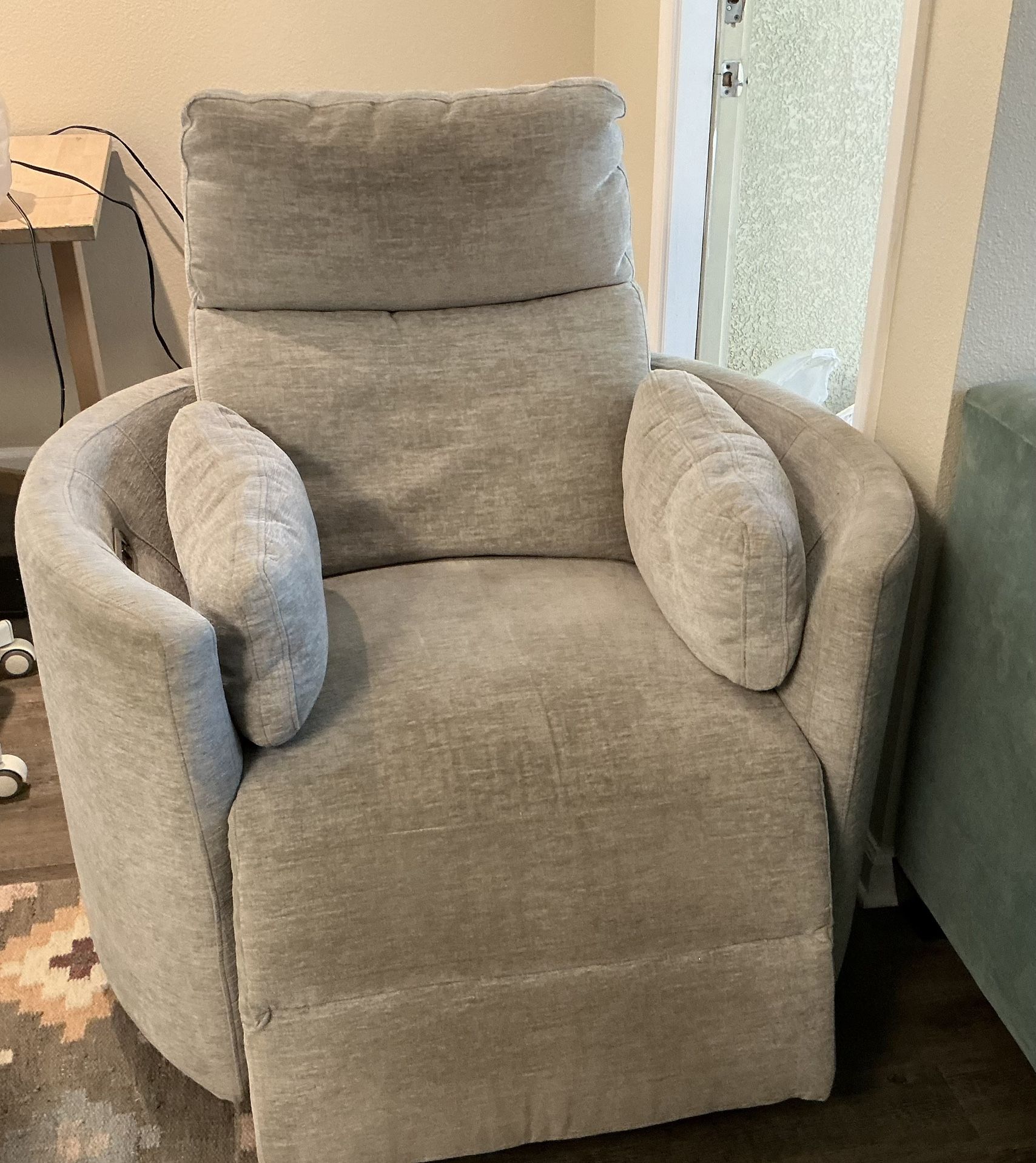 FREE Recliner Swivels & Rocks
