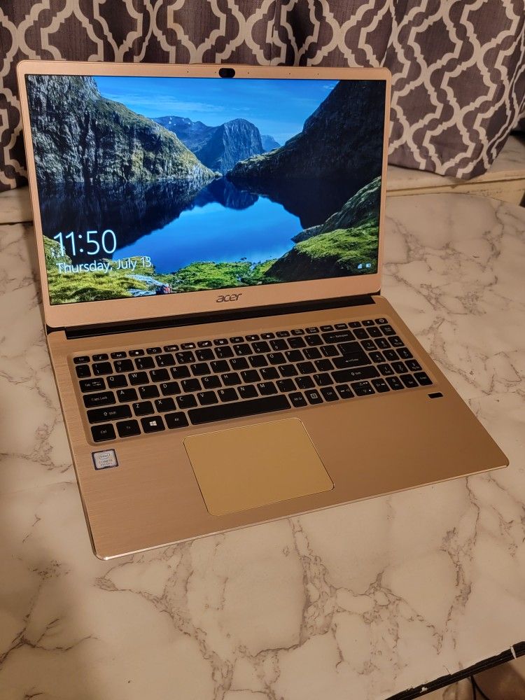 Acer Swift Laptop Luxury 😃 Gold i5 12GB+ 16GB Optane